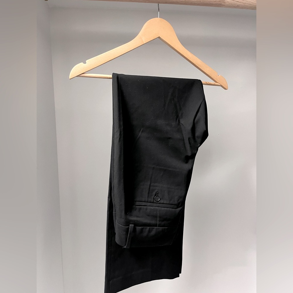The loft, mid-waist, size 6- Long, trouser pant.